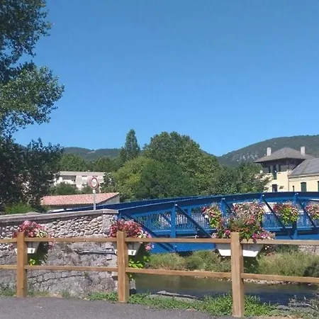 Апартаменты Spacious With Mountain View -2 Bed *